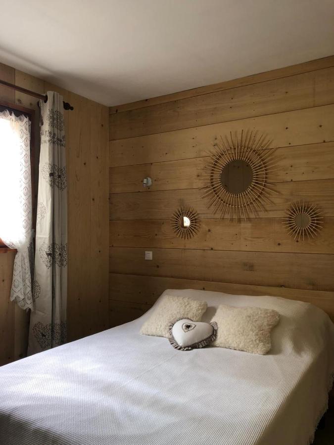 Les Chalets De La Garenne La Ferte-Beauharnais Luaran gambar